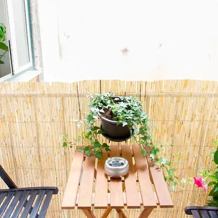 Guest house Anjos Central Intendente Lisbon