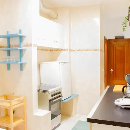 Anjos Central Intendente Guest house *